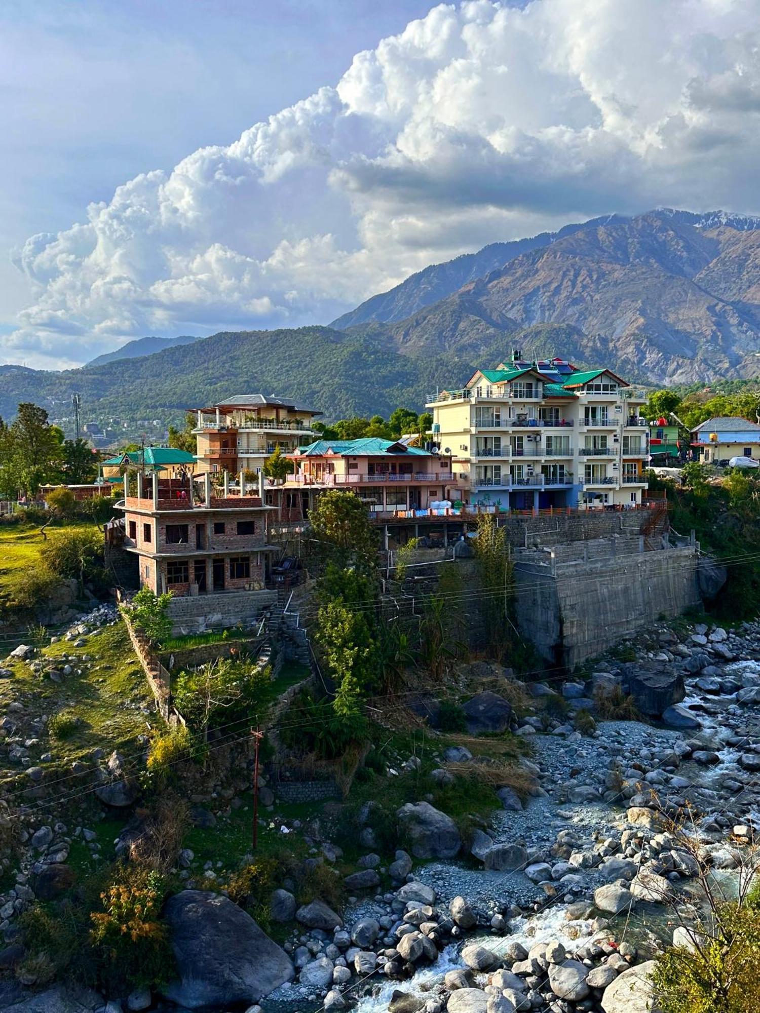 Kailasham Stay Dharamshala Extérieur photo